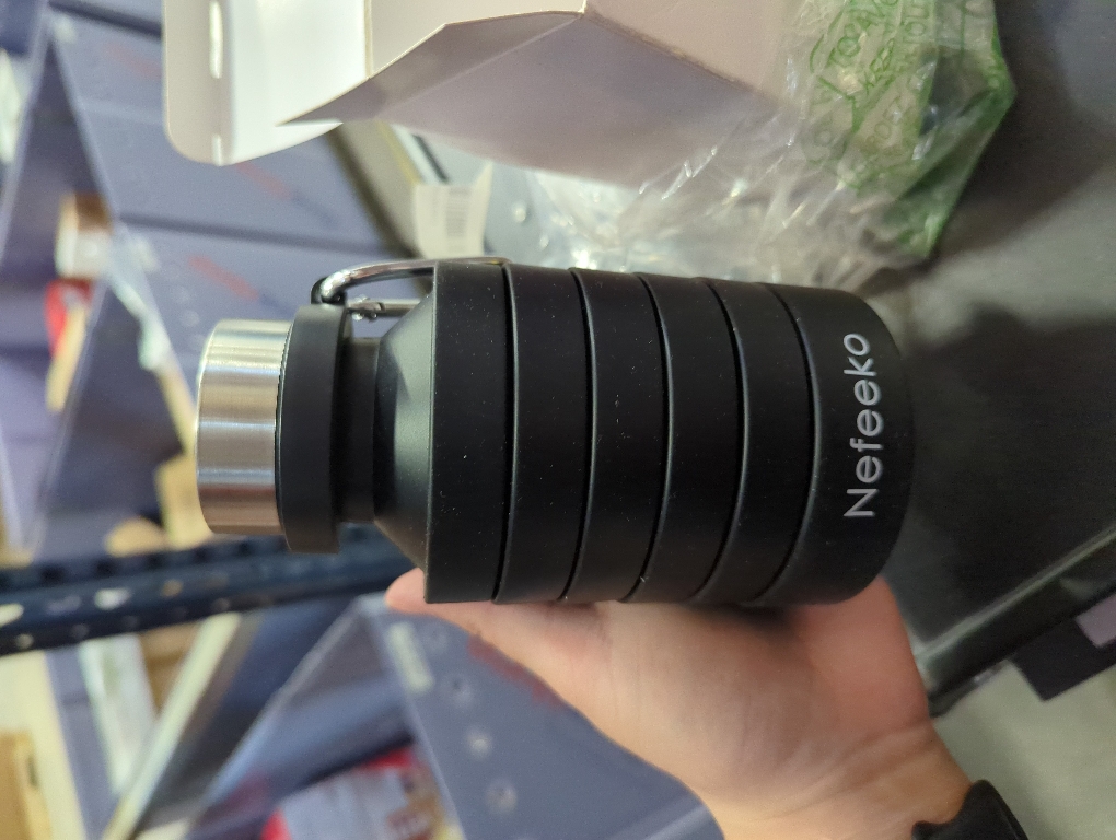 Nefeeko Collapsible Water Bottle, Reuseable BPA Free Silicone Foldable Water Bottles for Travel Gym Camping Hiking, Portable Leak Proof Sports Water Bottle with Carabiner