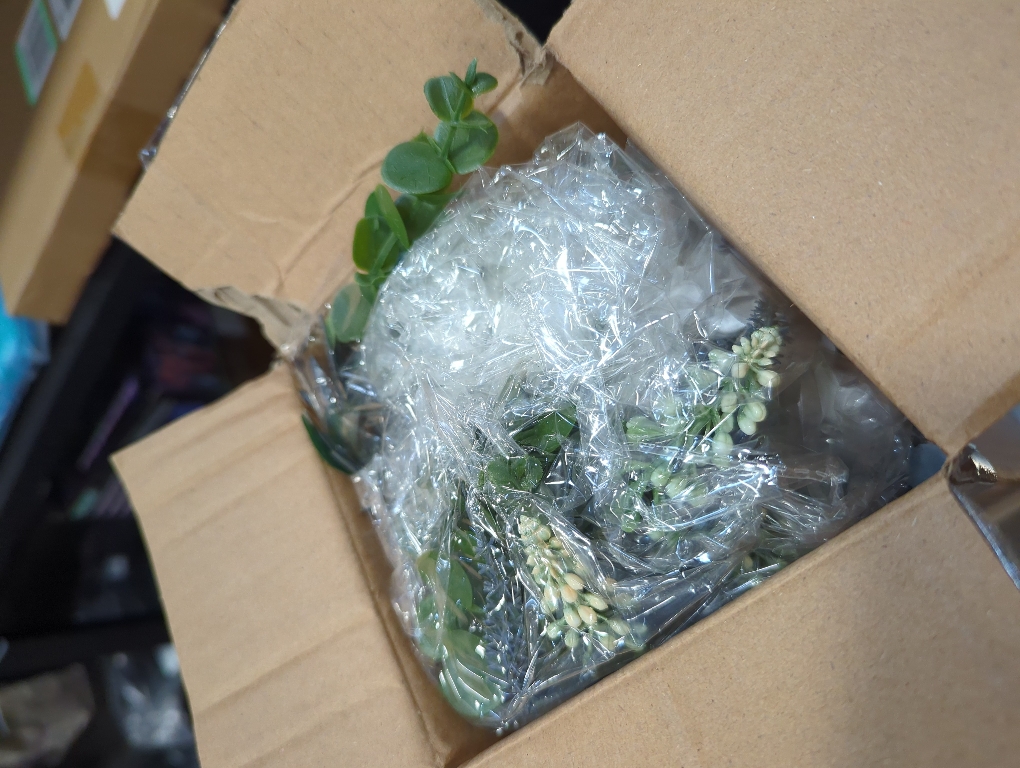 White and blue CEWOR Fake Flowers in Vase, Artificial Flowers Arrangement in Vase, Fake Floral Table Centerpieces Decor for Kitchen Farmhouse Coffee Table Living Room Bathroom Plant Decor