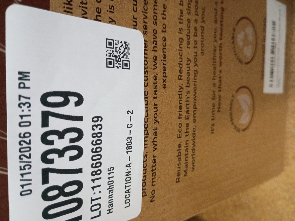 Gusto Nostro Stainless Steel Wine Glass - 18 oz Unbreakable Gold Wine Glasses for Travel, Camping and Pool - Fancy, Unique and Cute Portable Metal Wine Glass for Outdoor Events, Picnics (Set of 4)