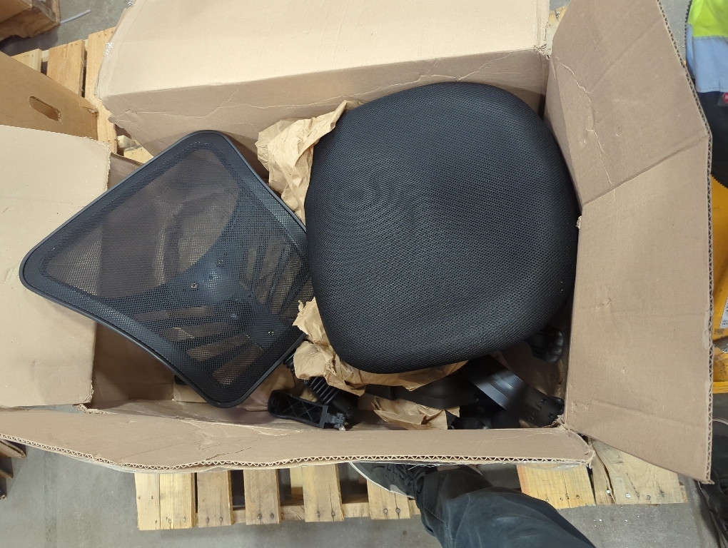 Modway EEI-757-BLK Articulate Ergonomic Mesh Office Chair in Black