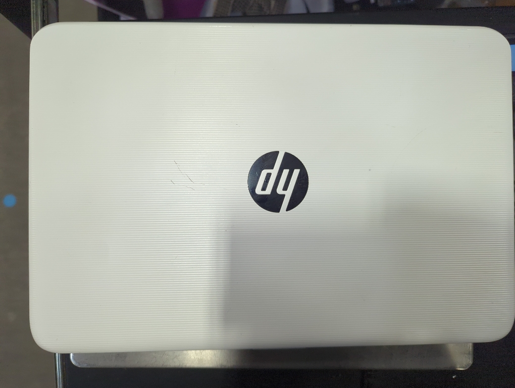 HP Stream - 14-ax022nr With Charger