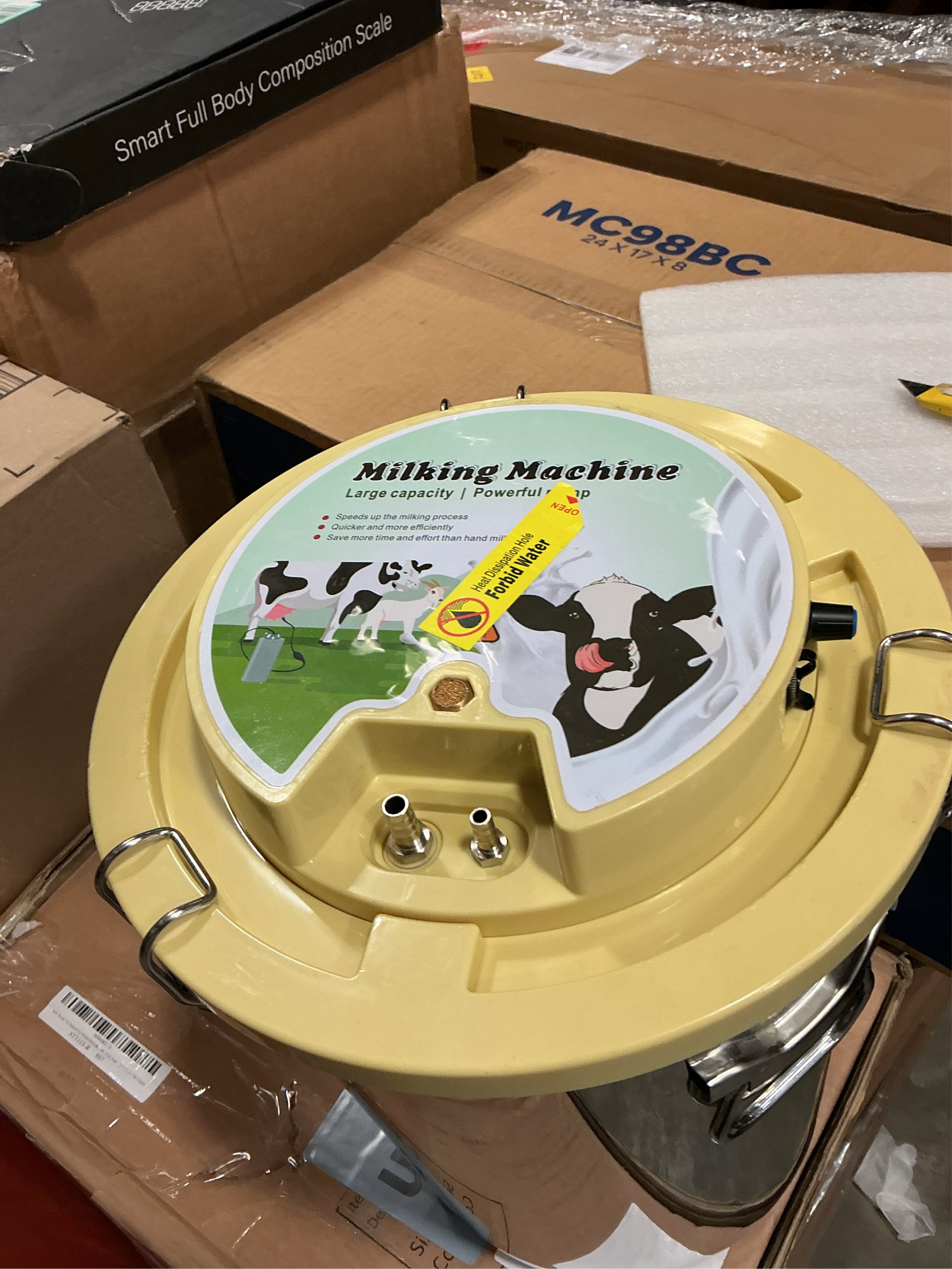 16L Cow Milking Machine Portable Automatic Cow Milker Machine Rechargeable Battery Powered Milking Machine for Cows with Powerful Pulsation Vacuum (16L for Cow)