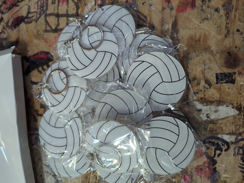 17  Pcs Pvc Volleyball Keychain Party Decoration Pendant Decorative Bag Gifts Time for Christmas Chritmas Ring Keychains Souvenir Charm Backpacks Sports - Walmart Business Supplies