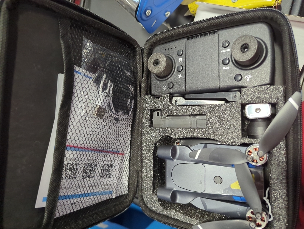 ikaufen E99 Drone Single camera,No Screen Control Camera for Adults RC Drone With 480P Dual Camera WiFi FPV Foldable Quadcopter Aircraft  1 Battery (E99 No Screen Control Black)