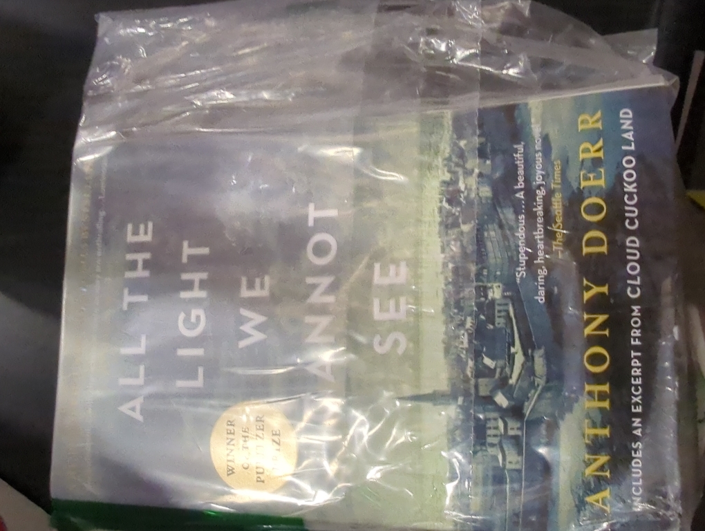 All the Light We Cannot See (Pulitzer Prize Winner) by Anthony Doerr