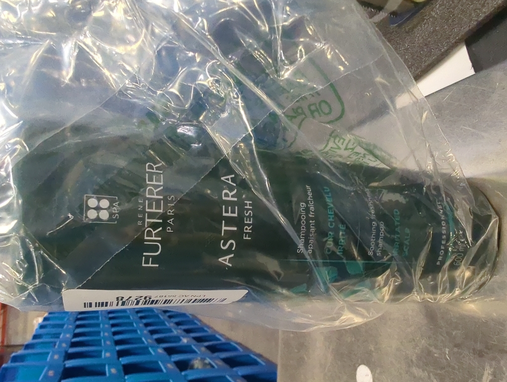 Rene Furterer ASTERA FRESH Soothing Freshness Shampoo - Relieve Sensitive Scalps - Mint & Eucalyptus - Paraben & Silicone-Free