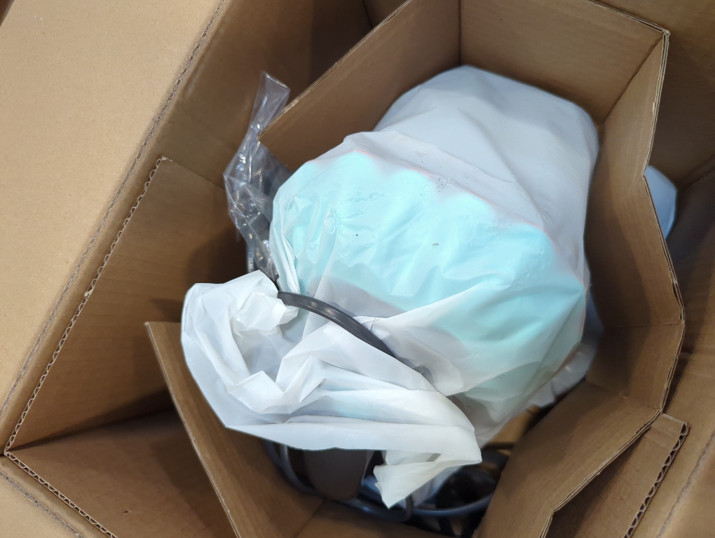 Belife M8 Mattress Vacuum Cleaner, Anti-allergen Bed Vacuum Cleaner with UV & Hot Air & High Heating, 550W 18Kpa Powerful Suction Double-Cup Handheld Vacuum for Bed, Couch, Sofa, Corded (Blue)