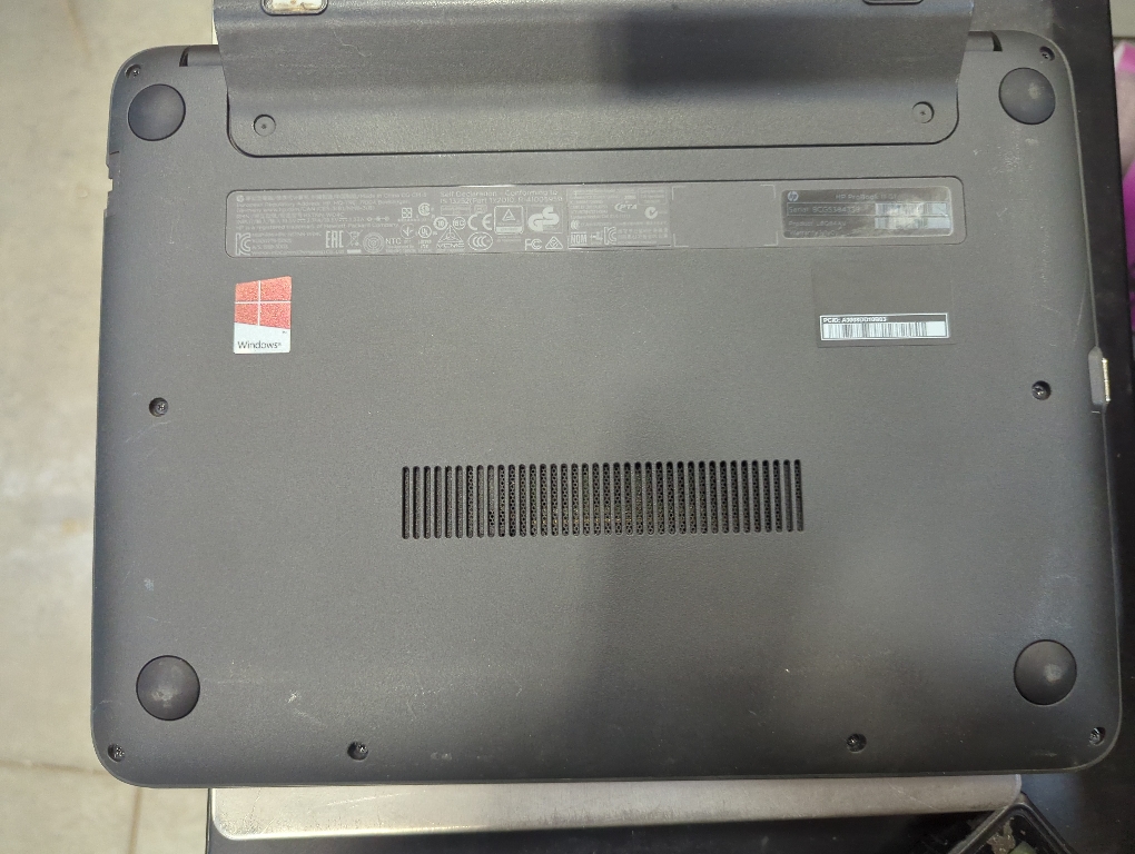 HP ProBook 11 G1 With Charger