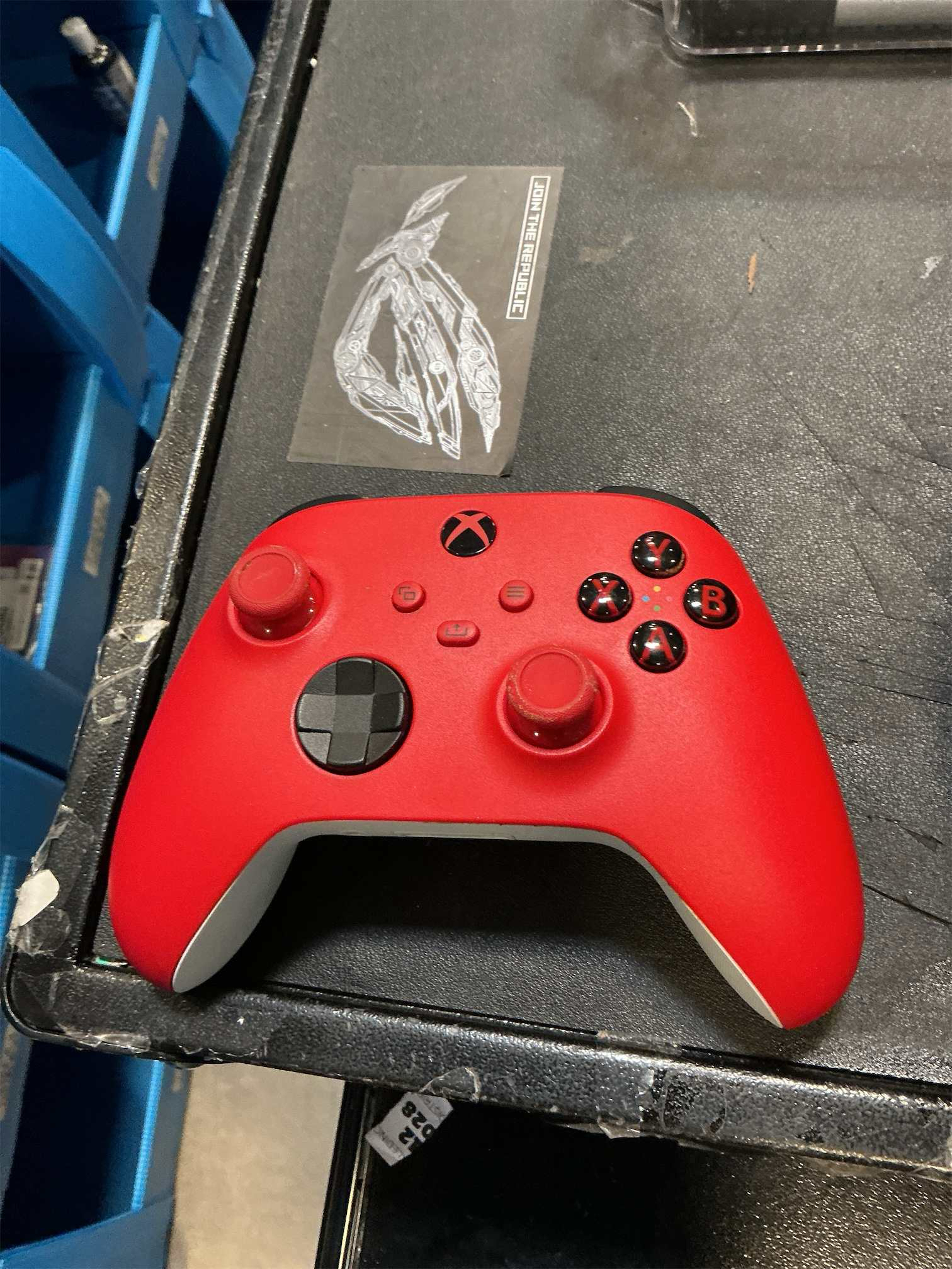 Xbox Wireless Gaming Controller (2025) – Pulse Red – Play on Xbox, Windows, Android, iOS, FireTV Sticks, Smart TVs, VR Headsets