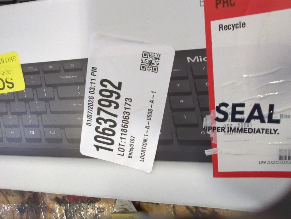 Microsoft QSZ-00001 Microsoft Bluetooth Keyboard - Wireless Connectivity - Bluetooth - 32.81 ft. - Black - Blue