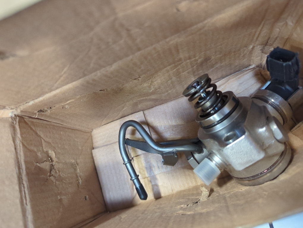 ZumuraAuto 167905LAA01 High Pressure Fuel Pump, Suitable for 2013-2014 Accord 2015-2016 Acura TLX Replace# 167905LA305