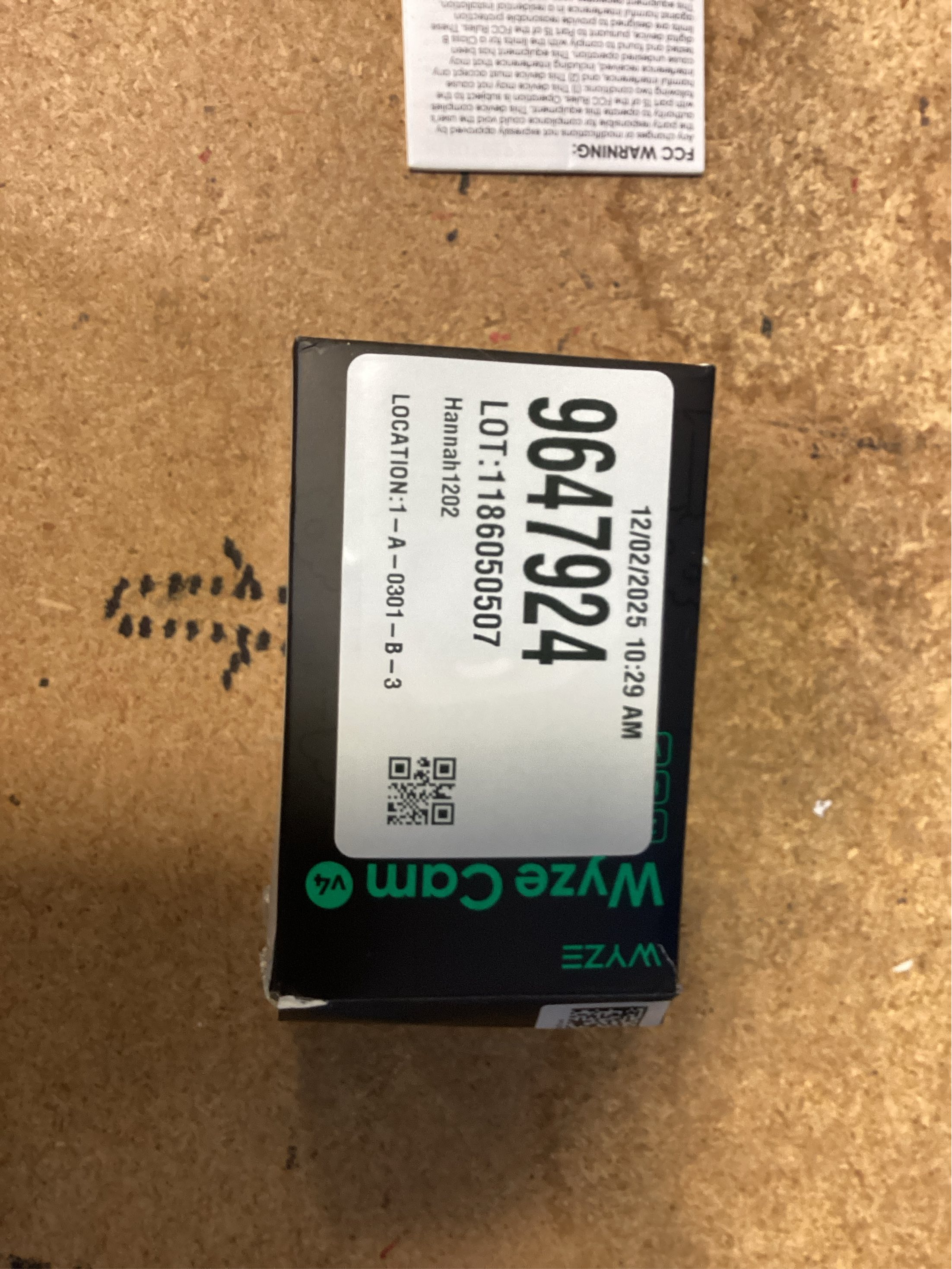 Wyze Cam V4 Plug-in Indoor and Outdoor Smart-Enabled Security Camera