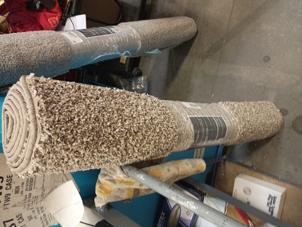 4' ' Mohawk Area Rugs