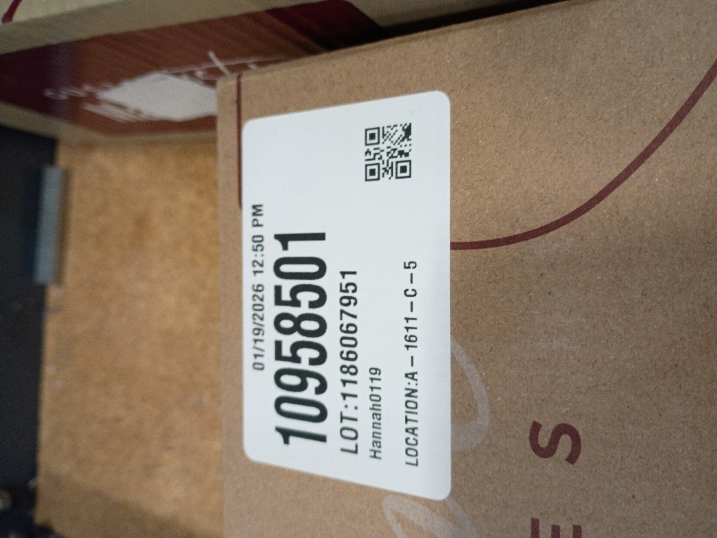 Gusto Nostro Stainless Steel Wine Glass - 18 oz - Unbreakable Black Wine Glasses for Travel, Camping and Pool - Fancy, Unique and Cool Portable Metal Wine Glass for Outdoor Events, Picnics (Set of 2)