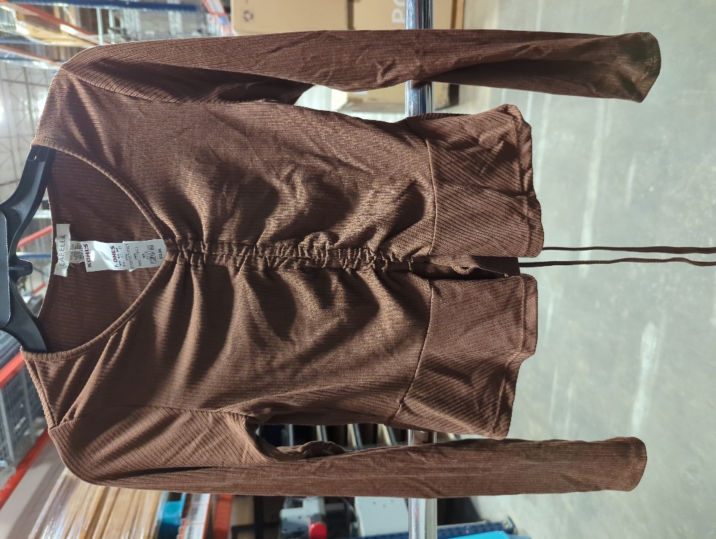 Size large Capella USA juniors crop top long sleeve