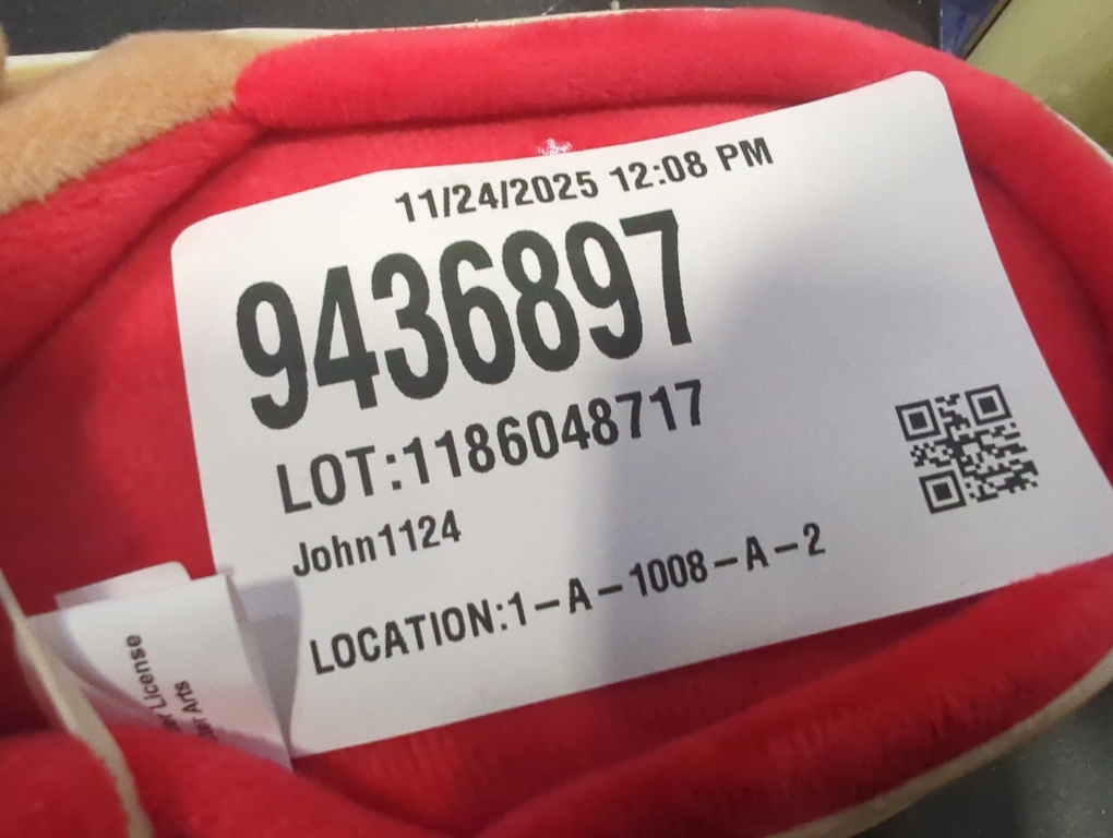 Size S 5/6 Color brown Rudolph reindeer slippers