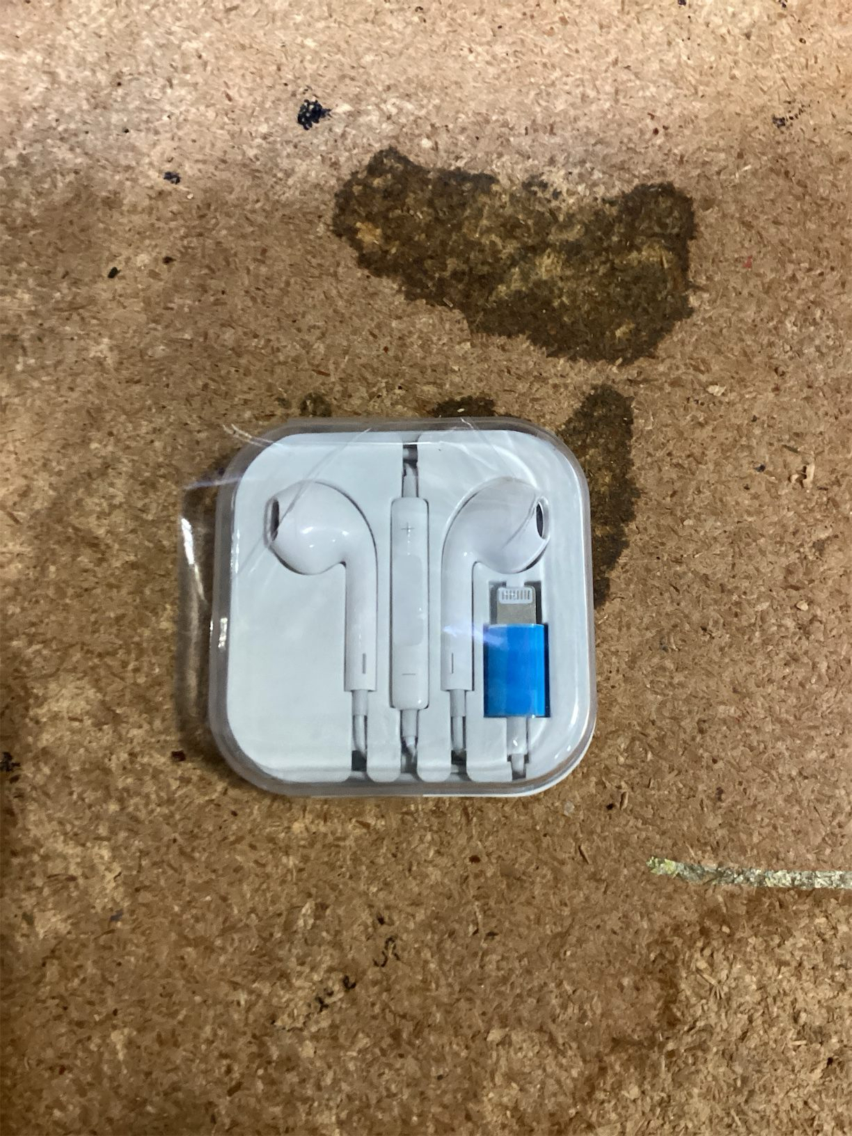 ELEBEST Ultra Clear Calls & no Noise Headphones Earbuds Wired 3.5mm, in-Ear Earphones 2 pack