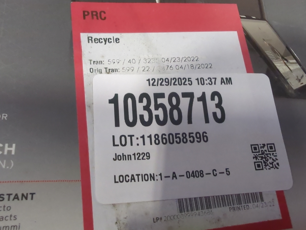 Urban Armor Gear (UAG) Apple iPad 10.2-inch (9th/8th/7th Gen, 2019/2020/2021) Metropolis Case - Black