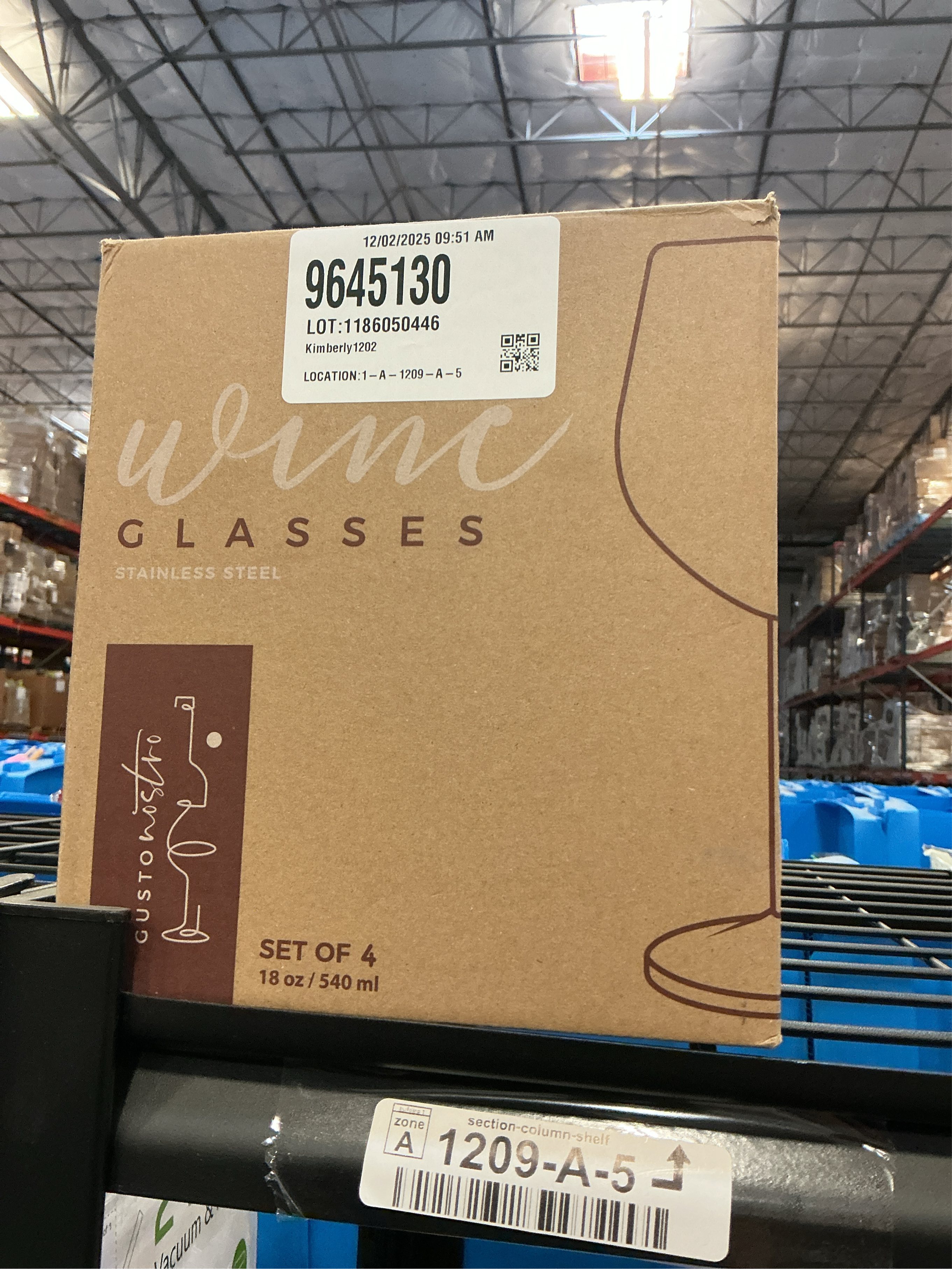 Gusto Nostro Stainless Steel Wine Glass - 18 oz Unbreakable Gold Wine Glasses for Travel, Camping and Pool - Fancy, Unique and Cute Portable Metal Wine Glass for Outdoor Events, Picnics (Set of 4)