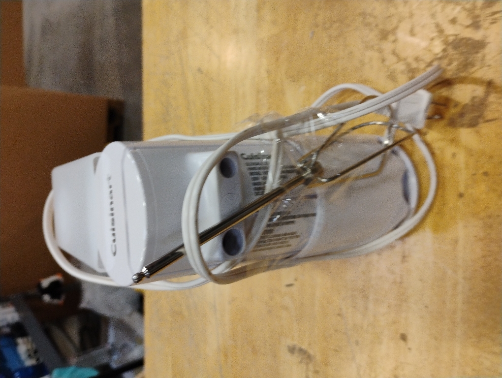 Cuisinart 5 Speed Hand Mixer, HM-150, White‼️light dirt and missing another metal wisk‼️