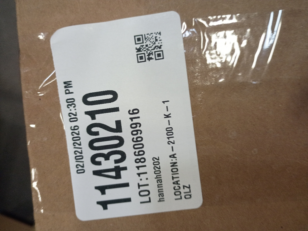 Heybly Cat Tree, 39.4 Inches Tower Condo with Scratching Post, Cat Tower for Indoor Cats, Fully Wrapped Sisal Pole, Soft Platform, 2 Baskets and Dangling Toy, Light Gray HCT006SW