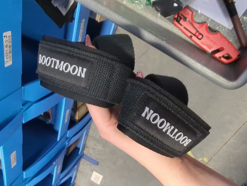 Lifting Wrist Straps for Weightlifting, One-Hand Snap Lock