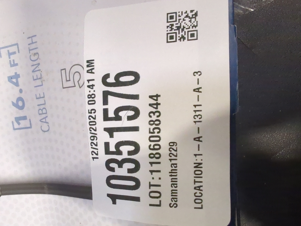 Insignia 16.4' USB-C Virtual Reality Headset Cable for Oculus Quest 2 and Oculus Quest - Black - Model: NS-VR5MCC