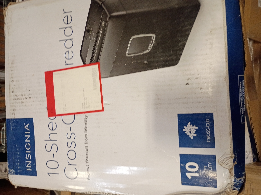 Insignia™ - 10-Sheet Crosscut Paper/CD Shredder - Black