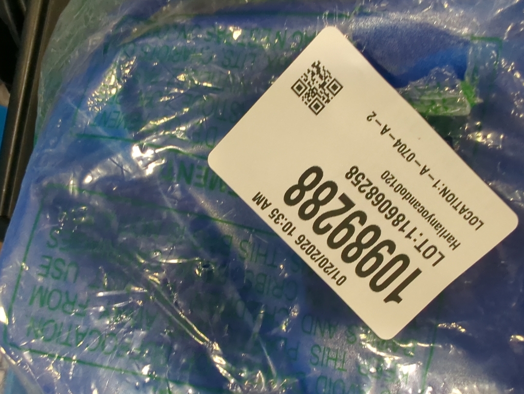 CamelBak 1.5-Liter Lumbar Water Reservoir - Hydration Bladder - Faster Water Flow Rate - Leak-Proof Water Bladder - Ergonomic Shape - Big Bite Valve - BPA-Free - 50oz