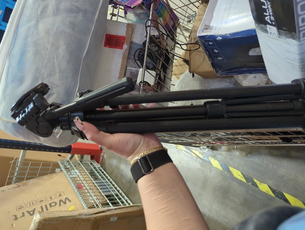 SVBONY SV101 Spotting Scope Tripod 54 inches Travel Tripod Digital SLR Camera Video Spotting Scope Aluminum Alloy Portable Anti-Skid Tripod for Photograph with Carrying Bag