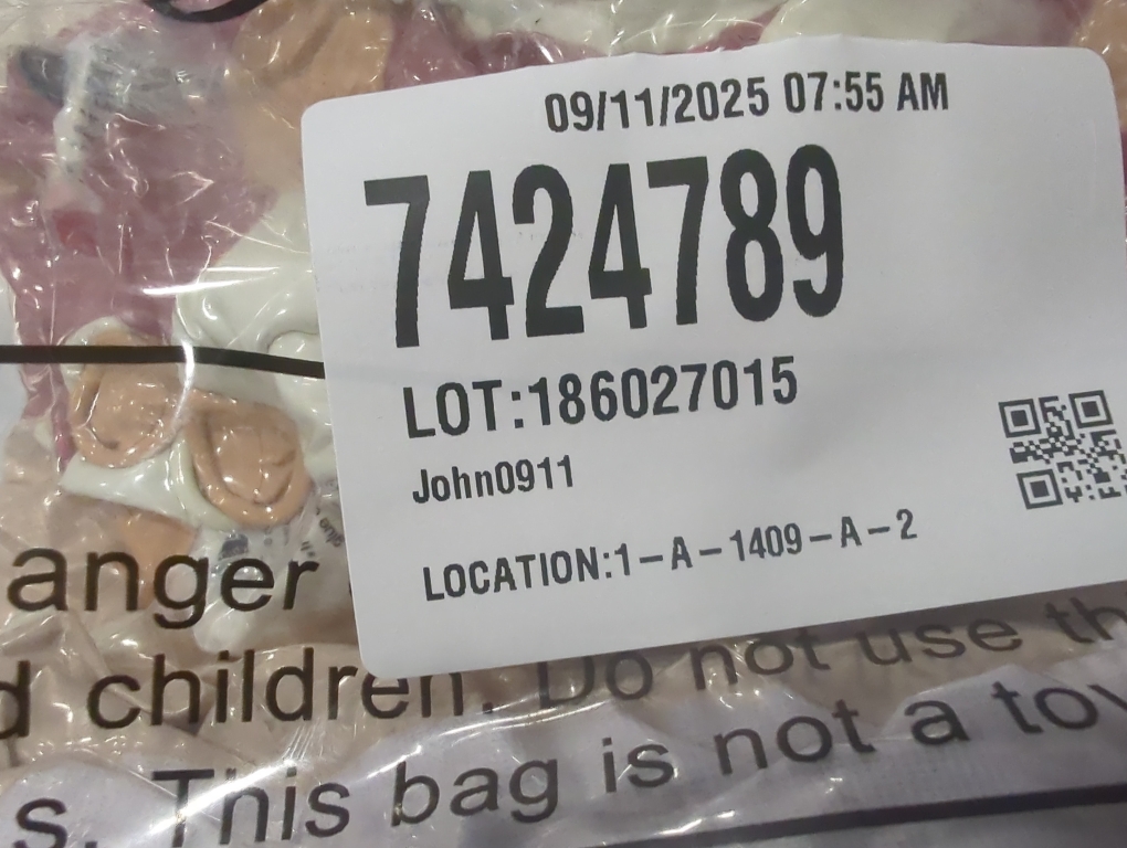 Color White and Pink Meooeck 185 Pcs Bear Baby Shower Party Decorations Table Centerpieces 5 Pcs 13. 5'' Gender Reveal Bears 180 Balloons Kit Baby Shower Table Decor for Birthday Wedding