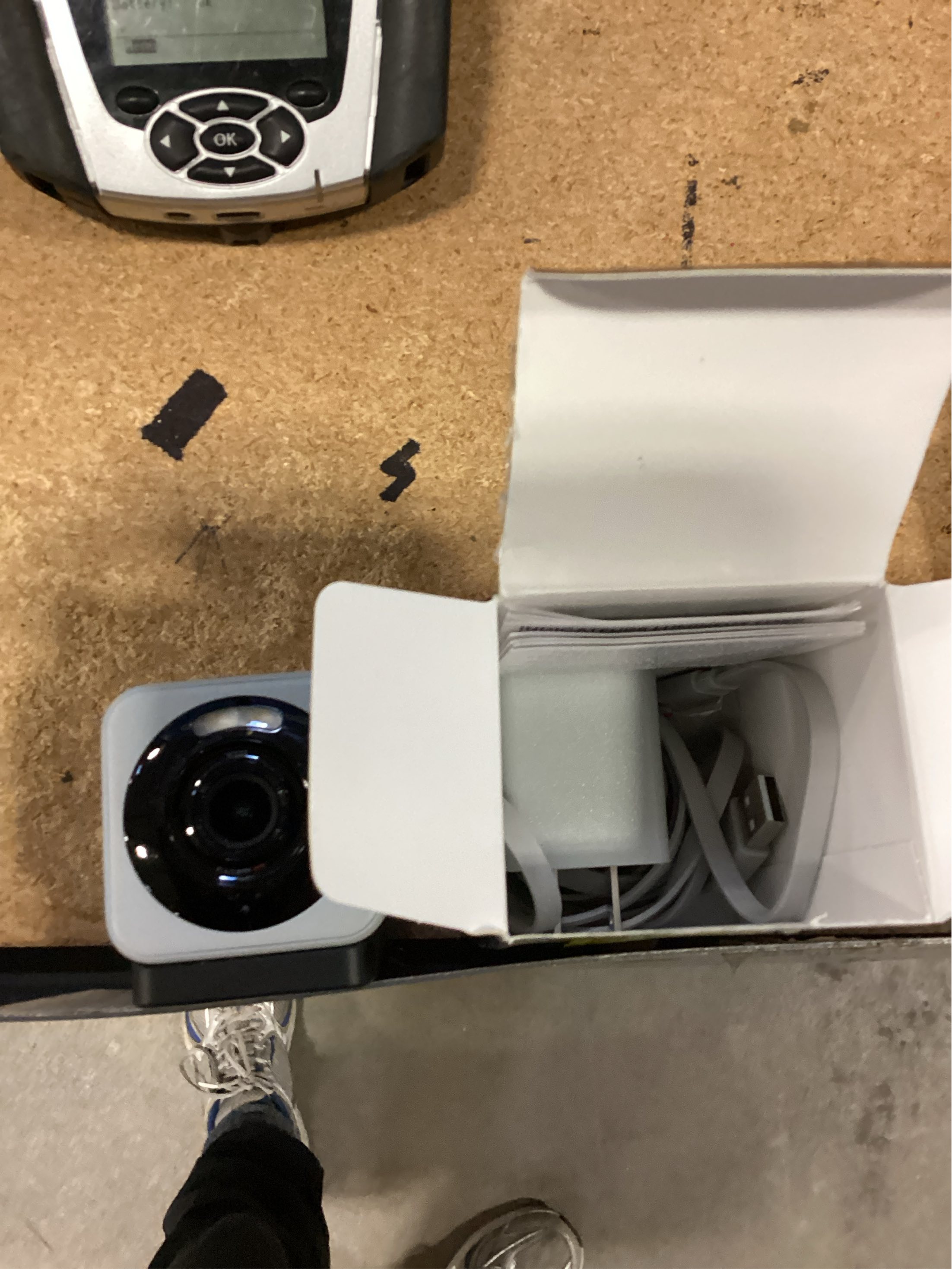 Wyze Cam V4 Plug-in Indoor and Outdoor Smart-Enabled Security Camera