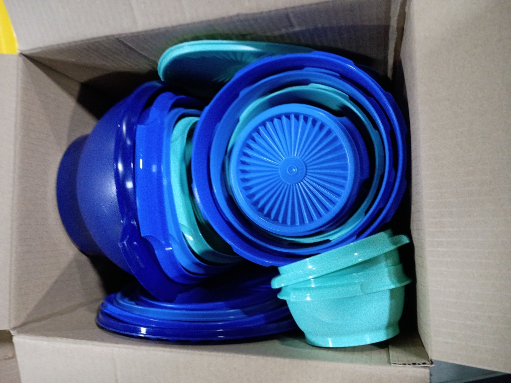 Tupperware Heritage 16 Container Set (Blue)