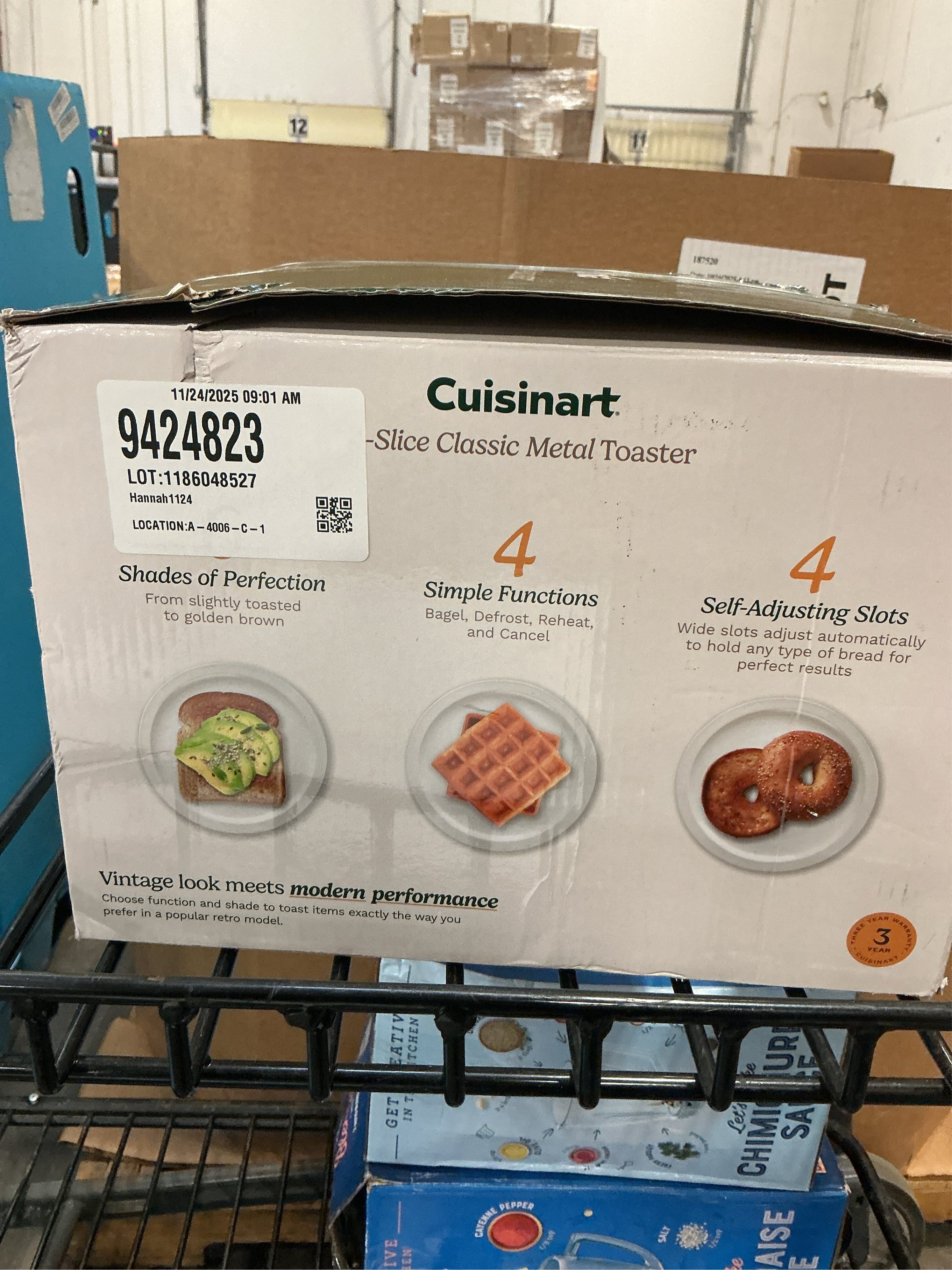 Cuisinart CPT-180BKS Classic 4-Slice Toaster, Black/Stainless Steel - Certified (Renewed)