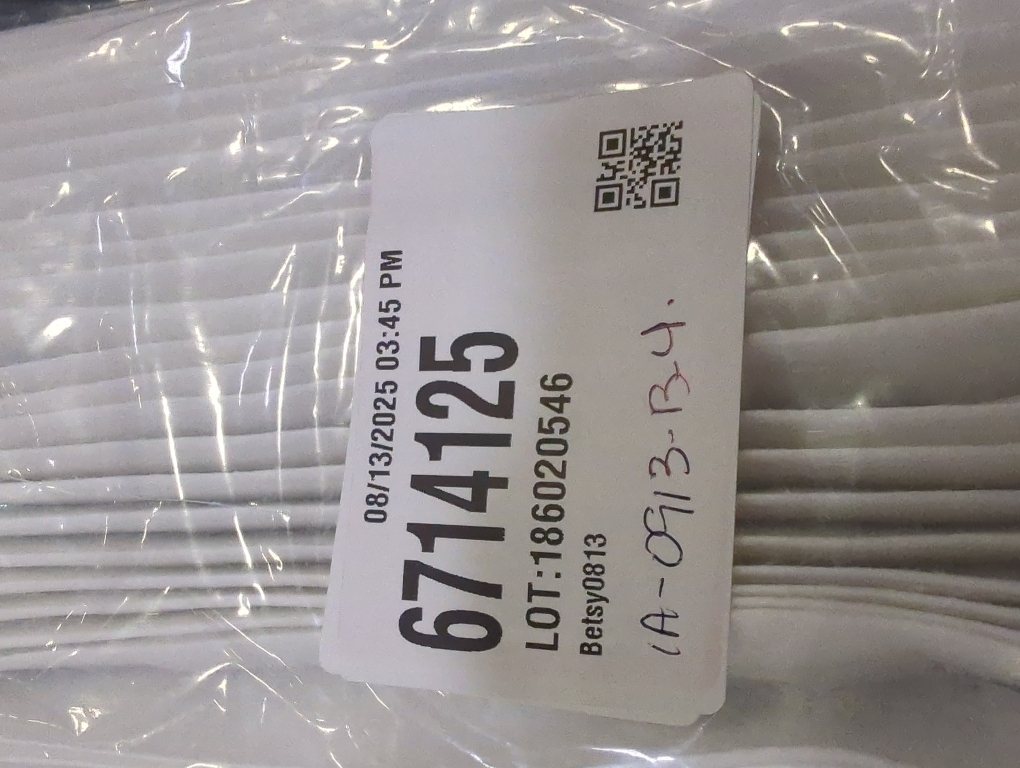 Fleetguard AF26427 Air Filter