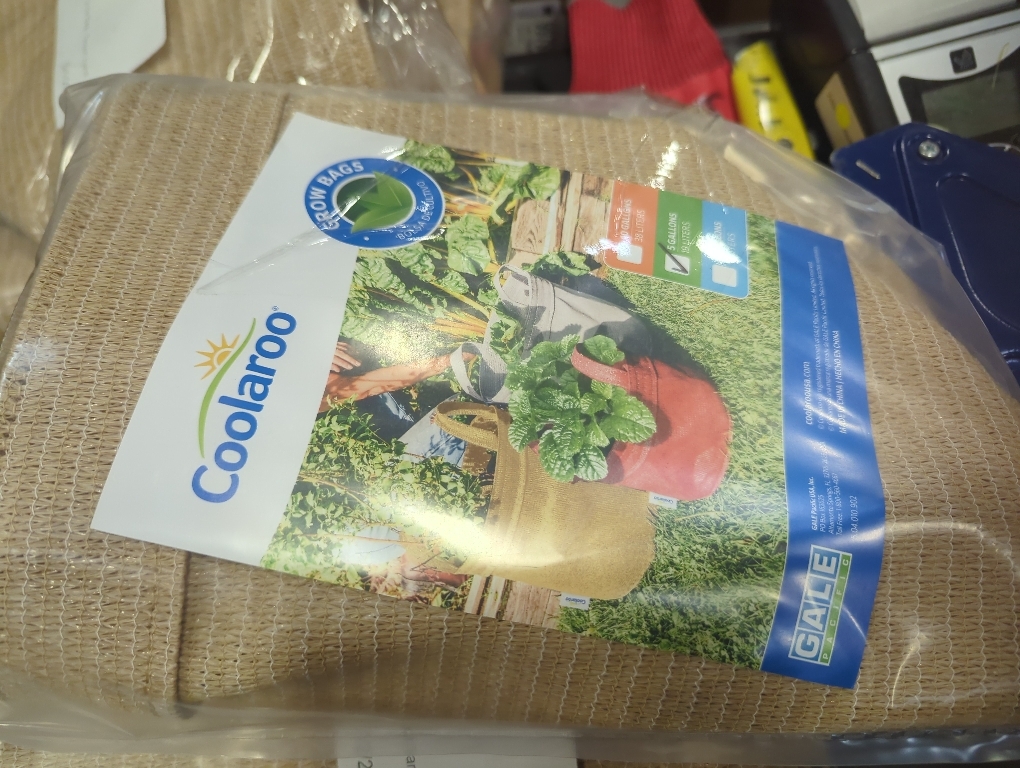 Coolaroo 2-Pack 5 Gallon Heavy Duty Plant/Vegetable/Herb/Fruit Breathable Fabric Grow Planter Pot Bags with Handles, Desert Sand