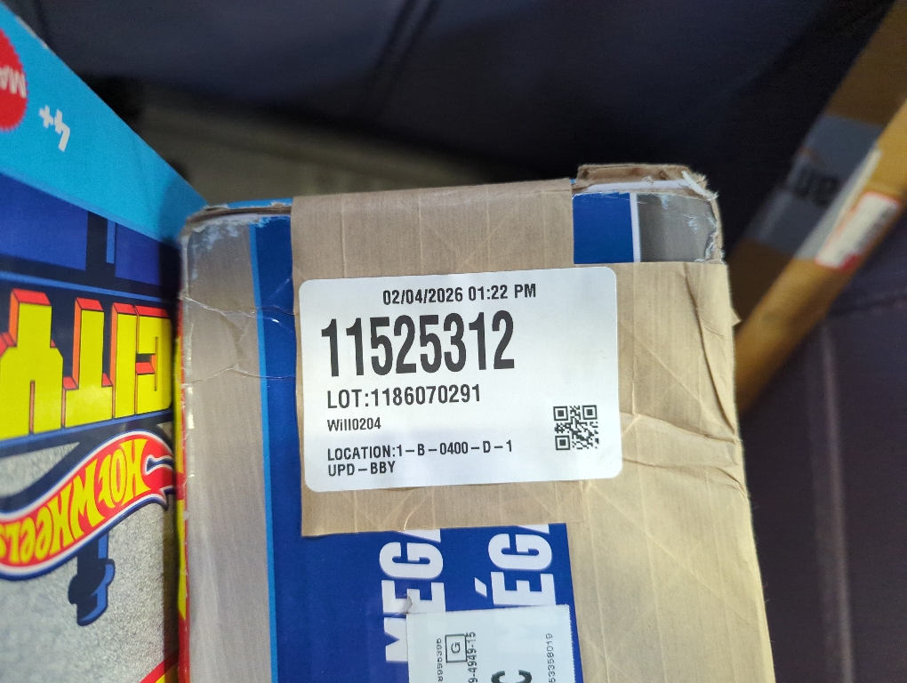 ​Hot Wheels® City Mega Garage Playset