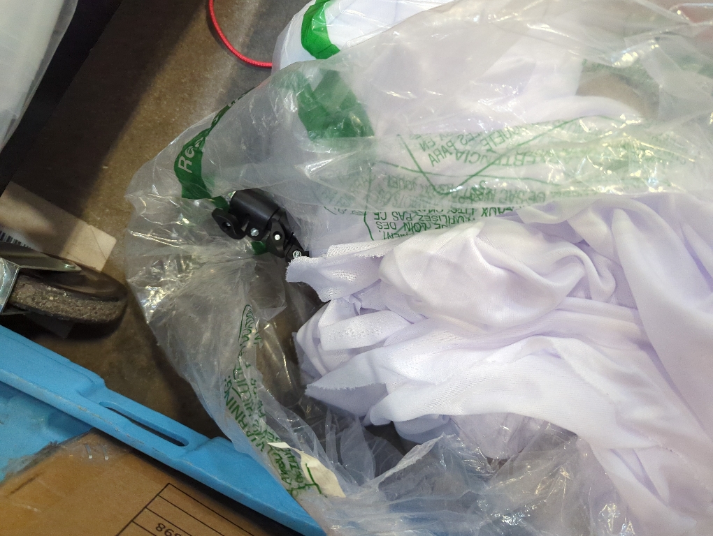 Set of 2 Halloween Decorations Outdoor, 5 FT USB Powered Ghost Decor Kit with Remote Controlled String Lights, Easy Assemble Ghosts Halloween Decorations for Front Door Porch Yard