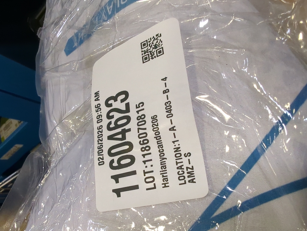 Blue Hydrangea Floral Mahjong Mat 31.5 x 31.5 in, Grandmillennial Flower Cottagecore Anti-Slip Noise-Reducing Mahjong Mat for Table Board, Games Tile Games, Poker and Cards