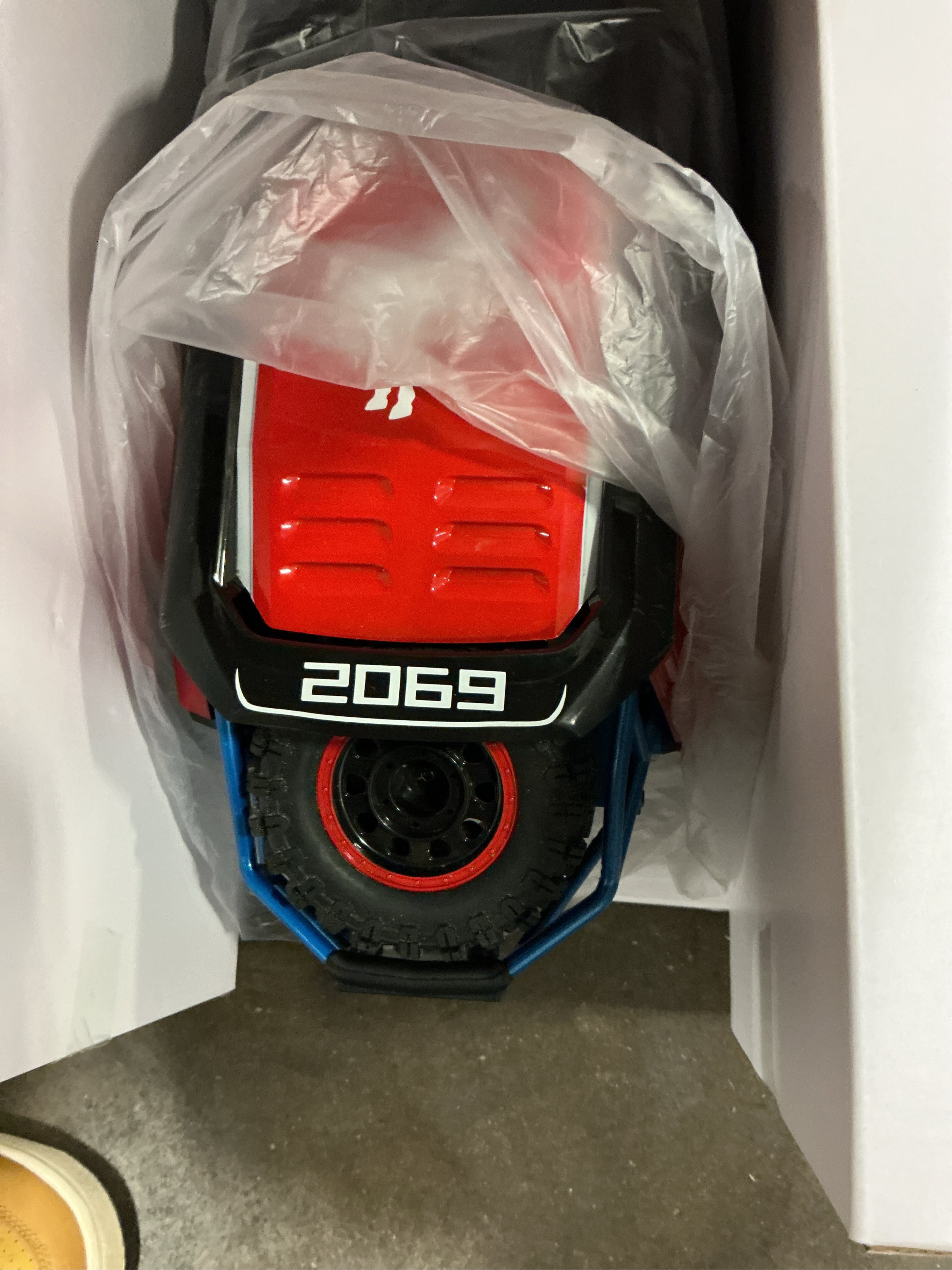 MJX H12P 1/12 Ford Bronco R Brushless RC Crawlers for Adults, Waterproof 4X4 Off-Road RC Rock Trucks with Portal Axles, Hard Case Licensed Remote Control Truck, RTR All Terrain RC Cars with 2 Battery