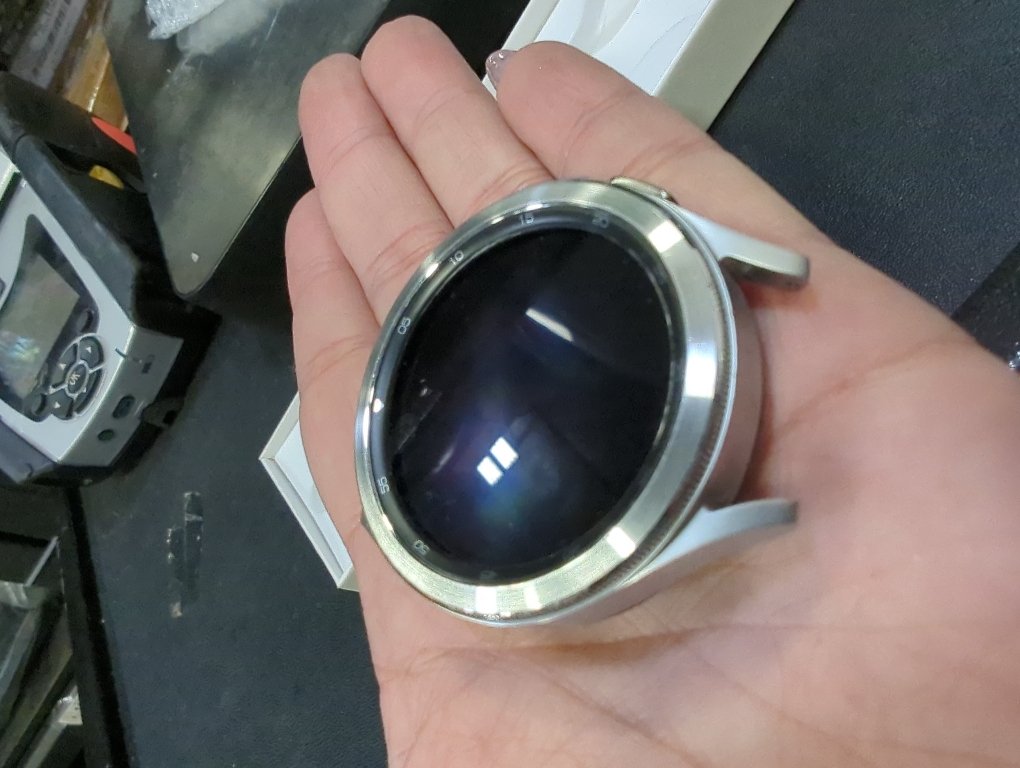 Samsung Galaxy Watch 4 Classic BT 46mm Smartwatch - Silver