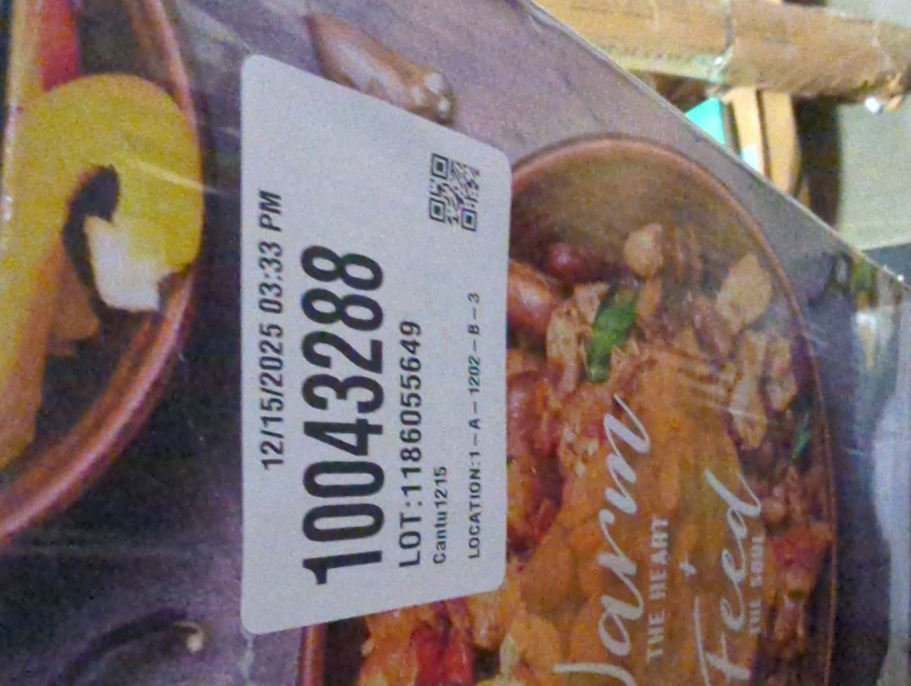 Toastmaster 4-Quart Digital Slow Cooker with Locking Lid - Food Warmer for Dip, Soups, Parties, Meal Preparation & More - Copper