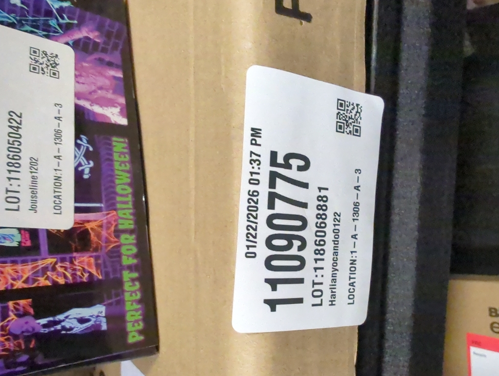 Wooden High Chair for Baby & Toddler – Restaurant-Style Stackable HighChair with Commercial Grade Solid Wood for Dining Table & Kitchen – Compact & Portable Design for Home & Restaurant Use - Black