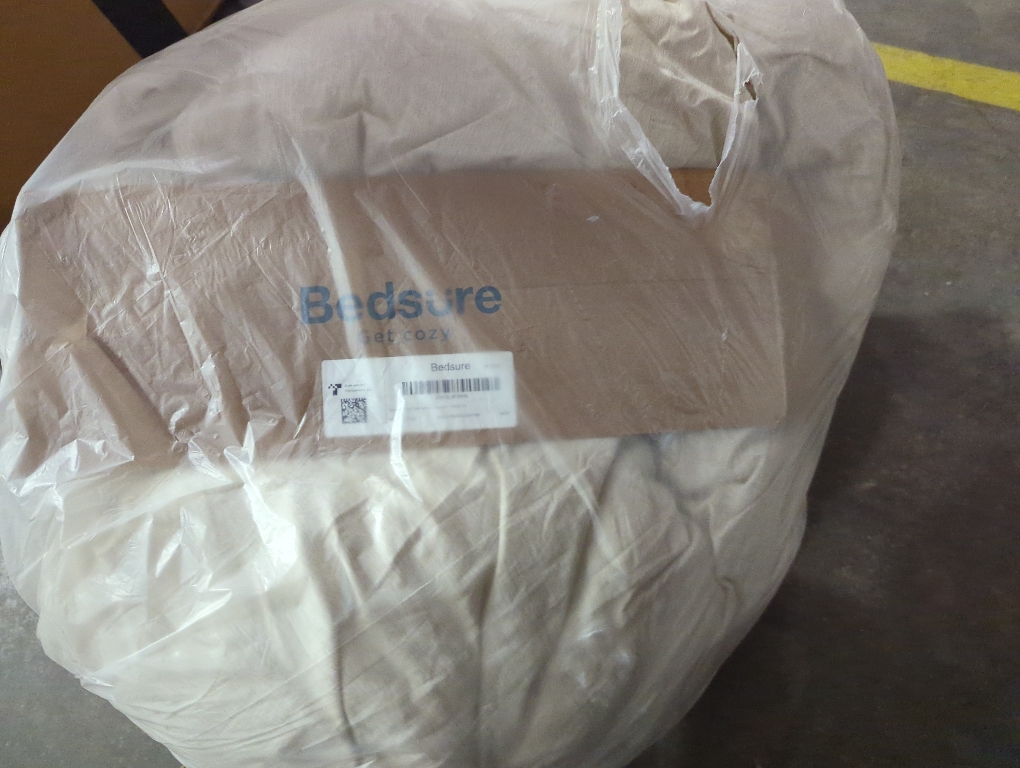 Bedsure King Size Comforter Set - Beige King Comforter Set, Soft Bedding for All Seasons, Cationic Dyed Bedding Set, 3 Pieces, 1 Comforter (104x90) and 2 Pillow Shams (20x36 2)