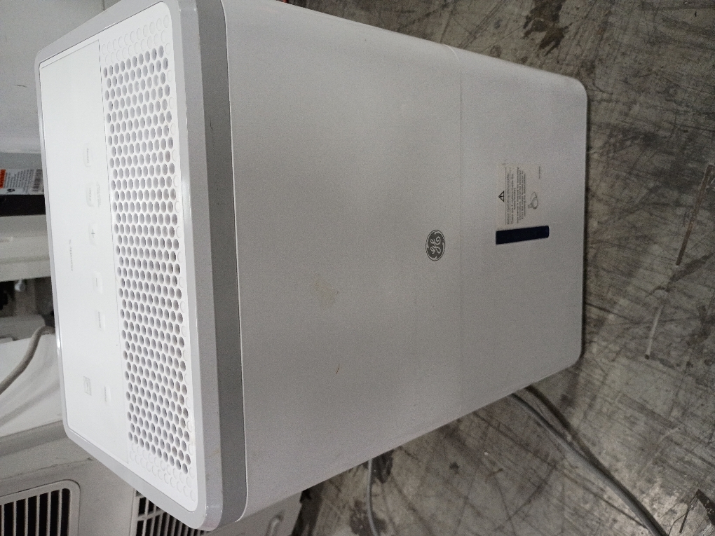 GE Energy Star Portable Dehumidifier 35 Pint, Perfect for Bedroom, Basement & Garage or Rooms up to 3000 Sq Ft, Ideal for High Humidity Areas, Complete with Empty Bucket Alarm & Clean Filter Alert