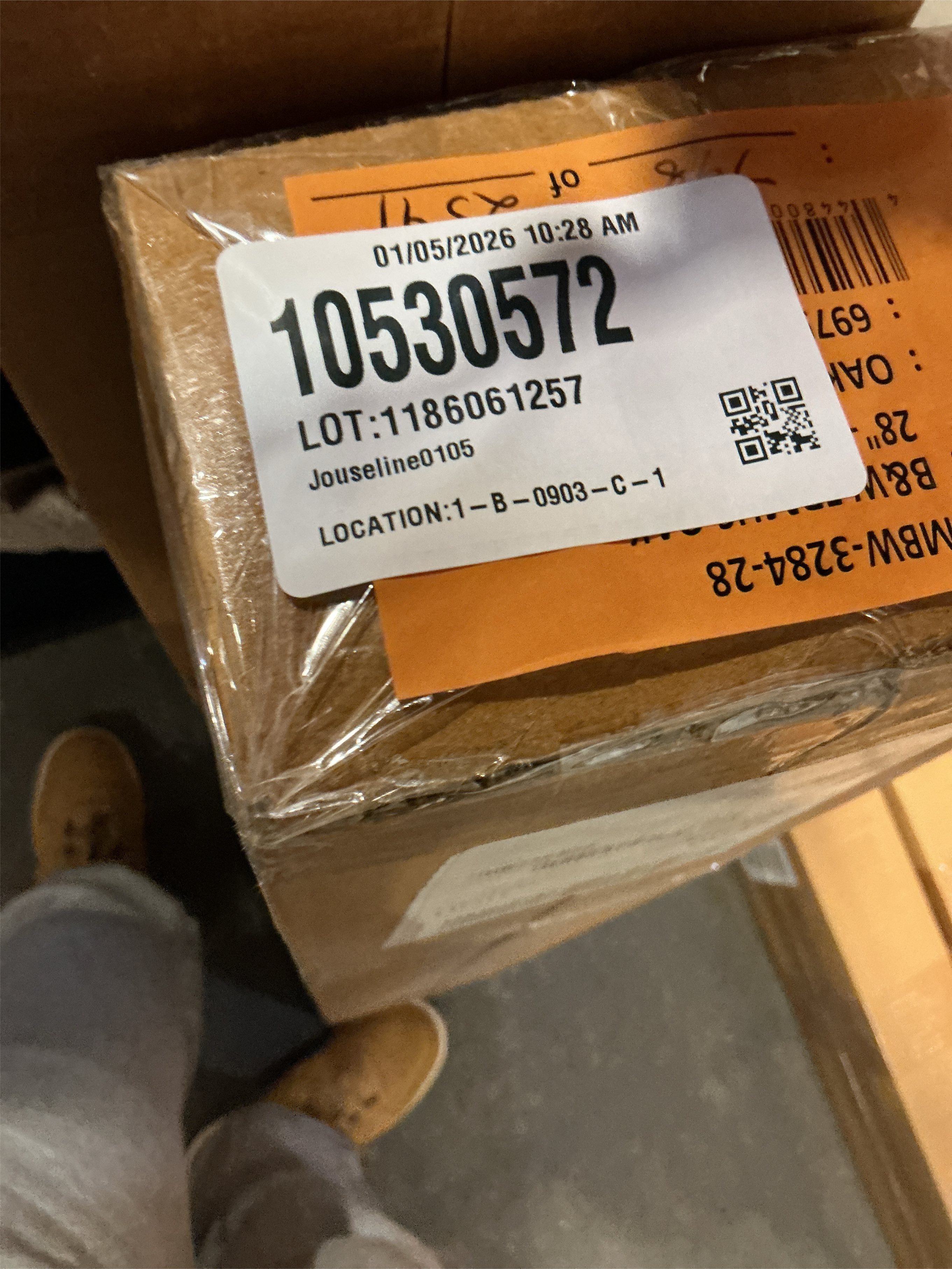 Bee & Willow Selah 28-Inch to 48-Inch Adjustable Curtain Rod Set in Oak