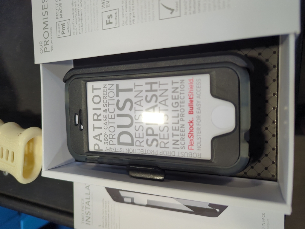 Tech21 Patriot for iPhone 5 / 5S - Smokey Grey - T21-5183