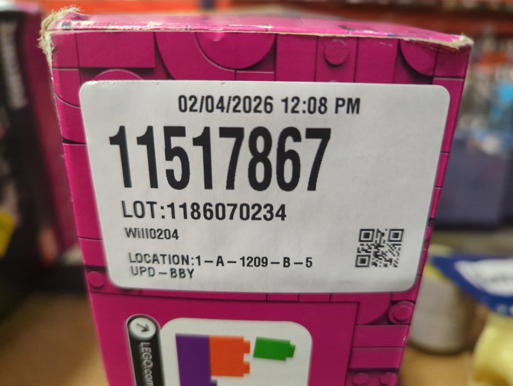 LEGO Fortnite Peely Bone Collectible Kit for Adults, 414 pcs.