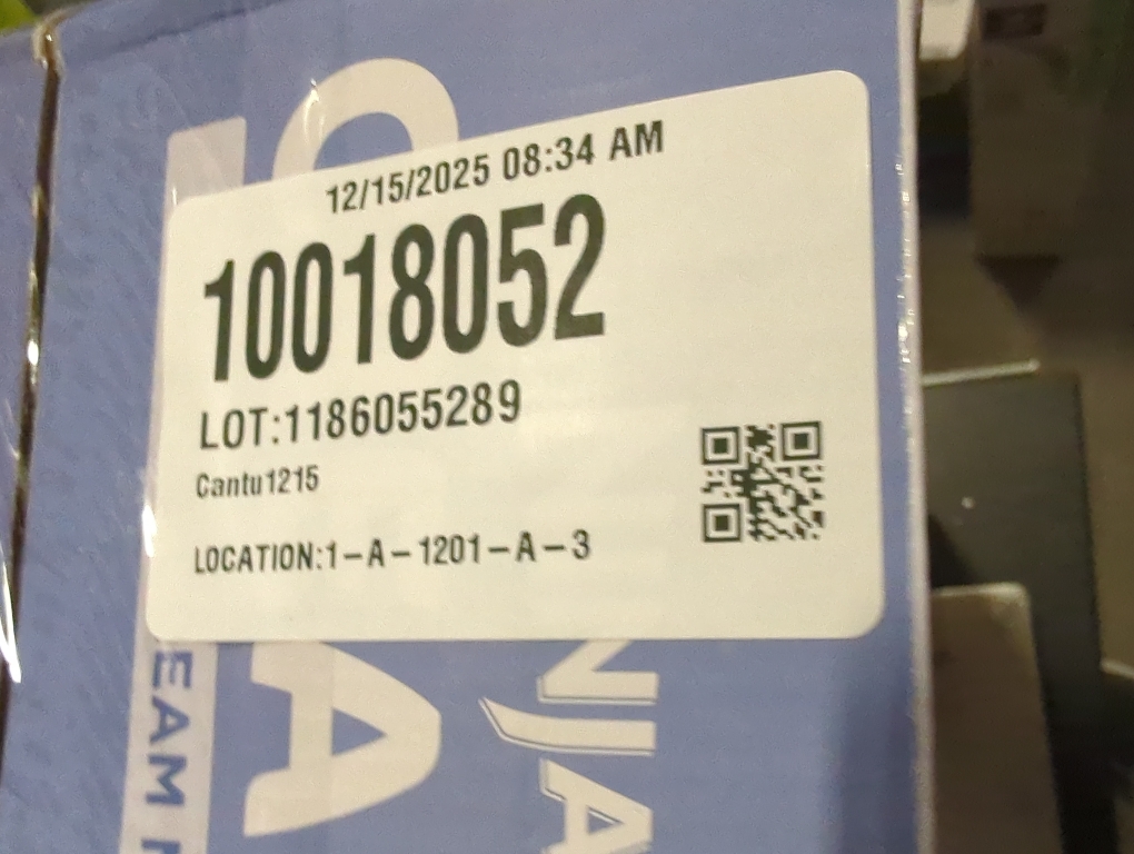 Ninja NC301 CREAMi Ice Cream Maker, for Gelato, Mix-ins, Milkshakes, Sorbet, Smoothie Bowls & More, 7 One-Touch Programs, with (2) Pint Containers & Lids, Compact Size, Perfect for Kids, Silver