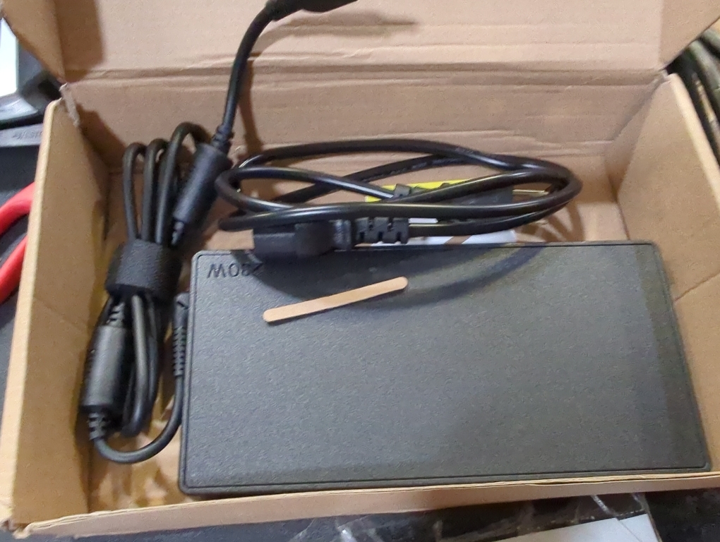 170W Genuine Charger for Lenovo ideapad Gaming 3-15ACH6 82K2 82MJ Laptop 20V 8.5A ADL170NDC2A ADL170NDC3A 4X20E50575 Power Supply Adapter Cord